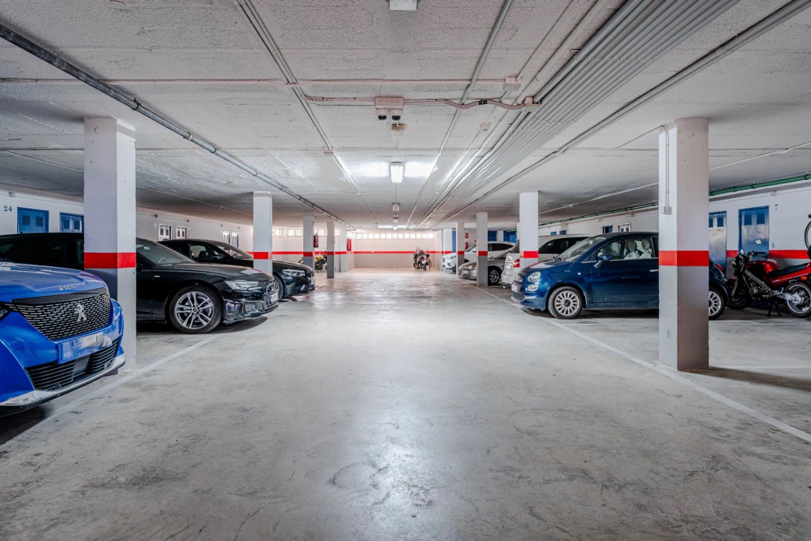 Ático Dúplex de Ensueño en Calpe: Un Balcón Privado al Mediterráneo