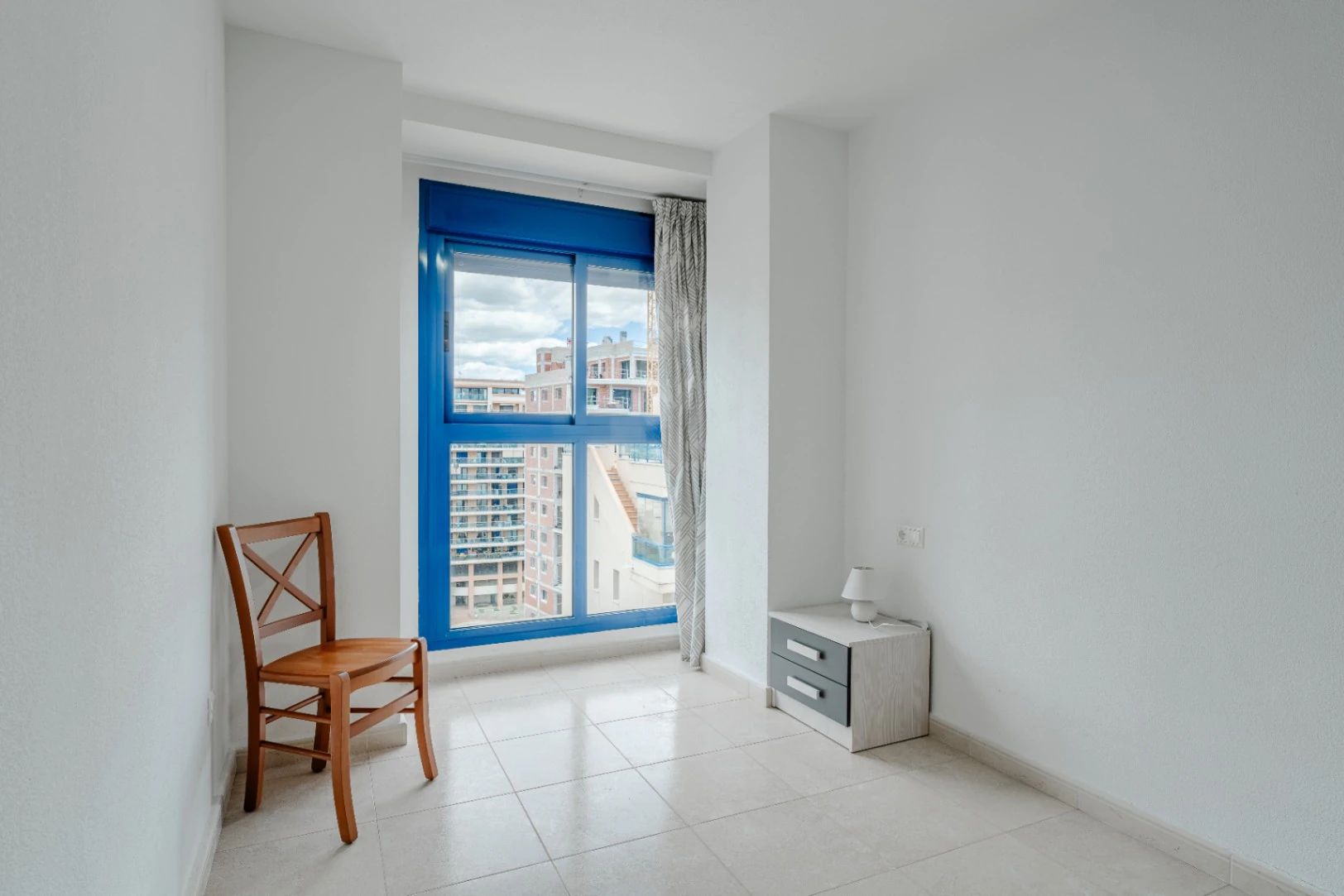 Ático Dúplex de Ensueño en Calpe: Un Balcón Privado al Mediterráneo