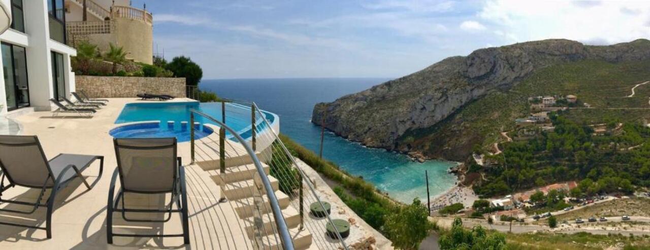 Villa de 4 dormitorios en Javea