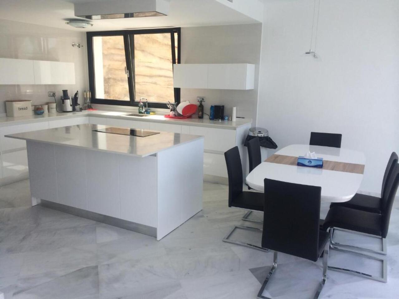 Villa de 4 dormitorios en Javea
