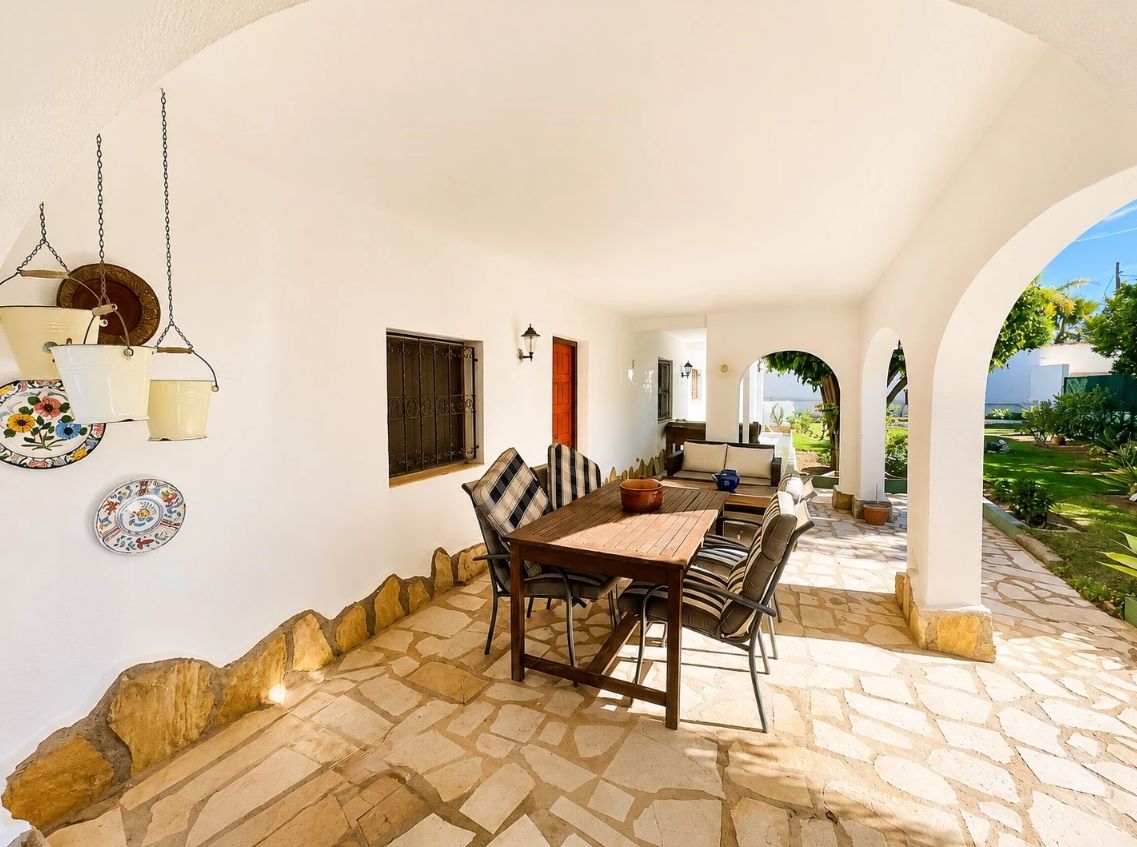 Villa con vistas al mar, en San Jaime, Benissa