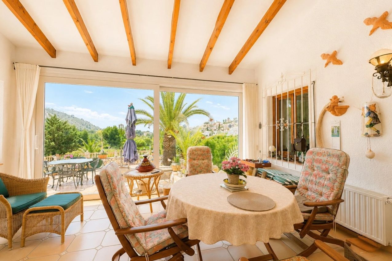 Villa con piscina privada en Moraira