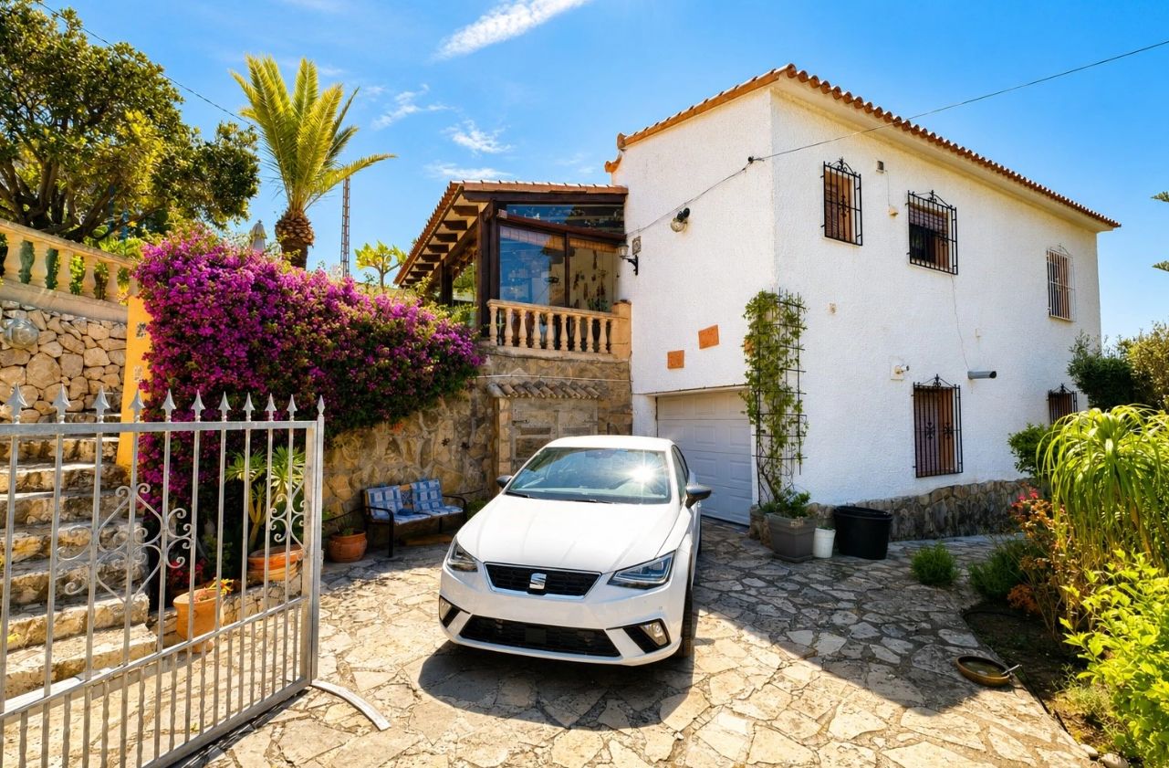 Villa con piscina privada en Moraira
