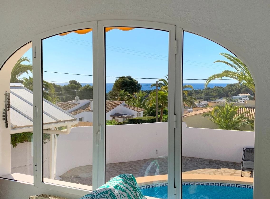 Villa en Moraira con vistas al mar