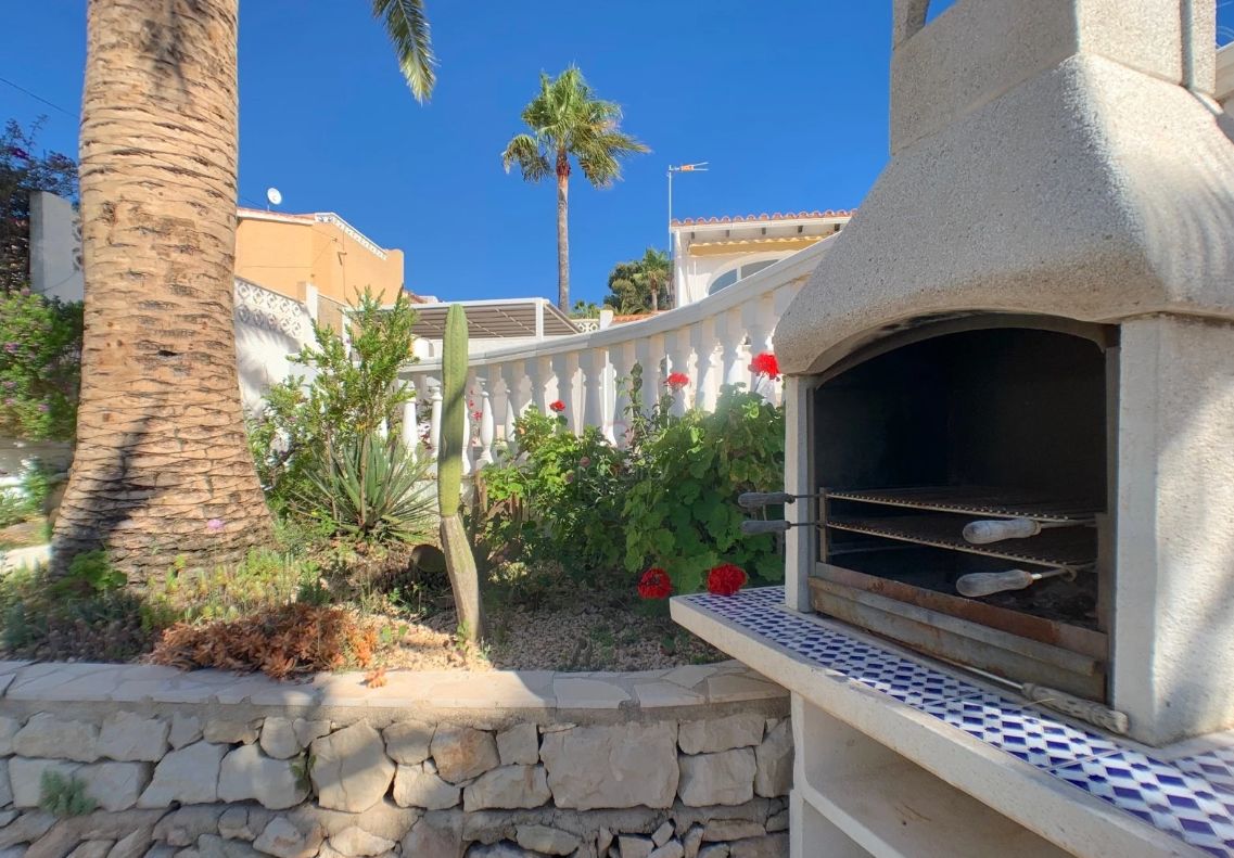 Villa en Moraira con vistas al mar
