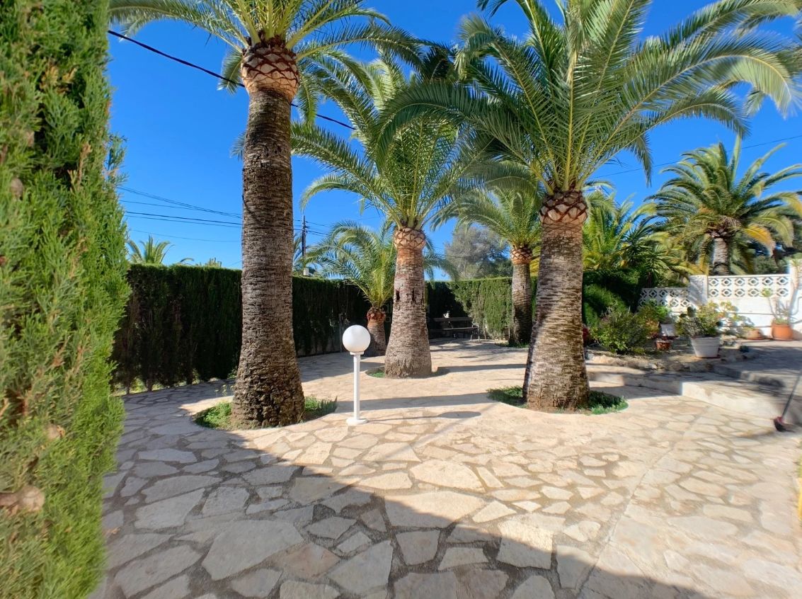 Villa en Moraira con vistas al mar