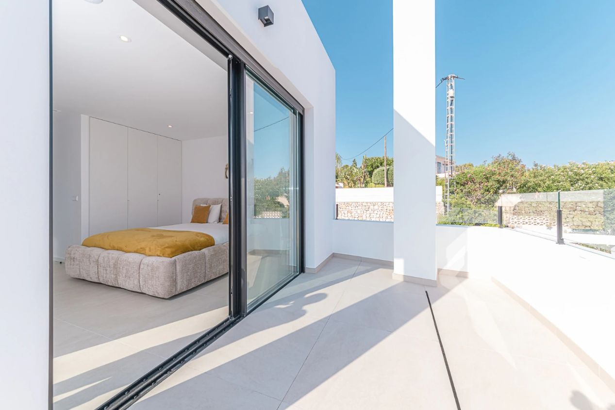 Villa con vistas al mar en La Fusteria - Benissa