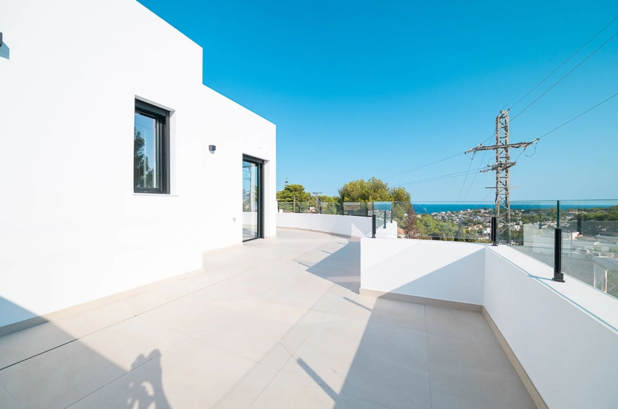 Villa con vistas al mar en La Fusteria - Benissa