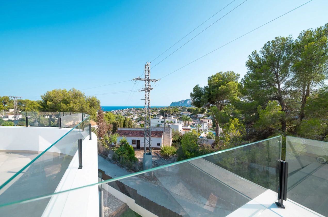 Villa con vistas al mar en La Fusteria - Benissa