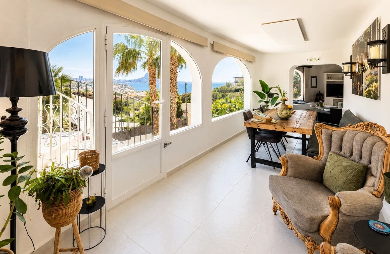 Villa con vistas al mar en Mariville, Calpe