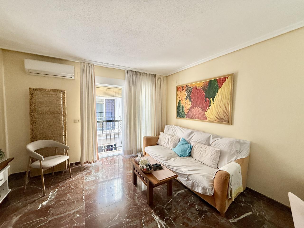 Appartement à Benidorm à un pas de la plage.