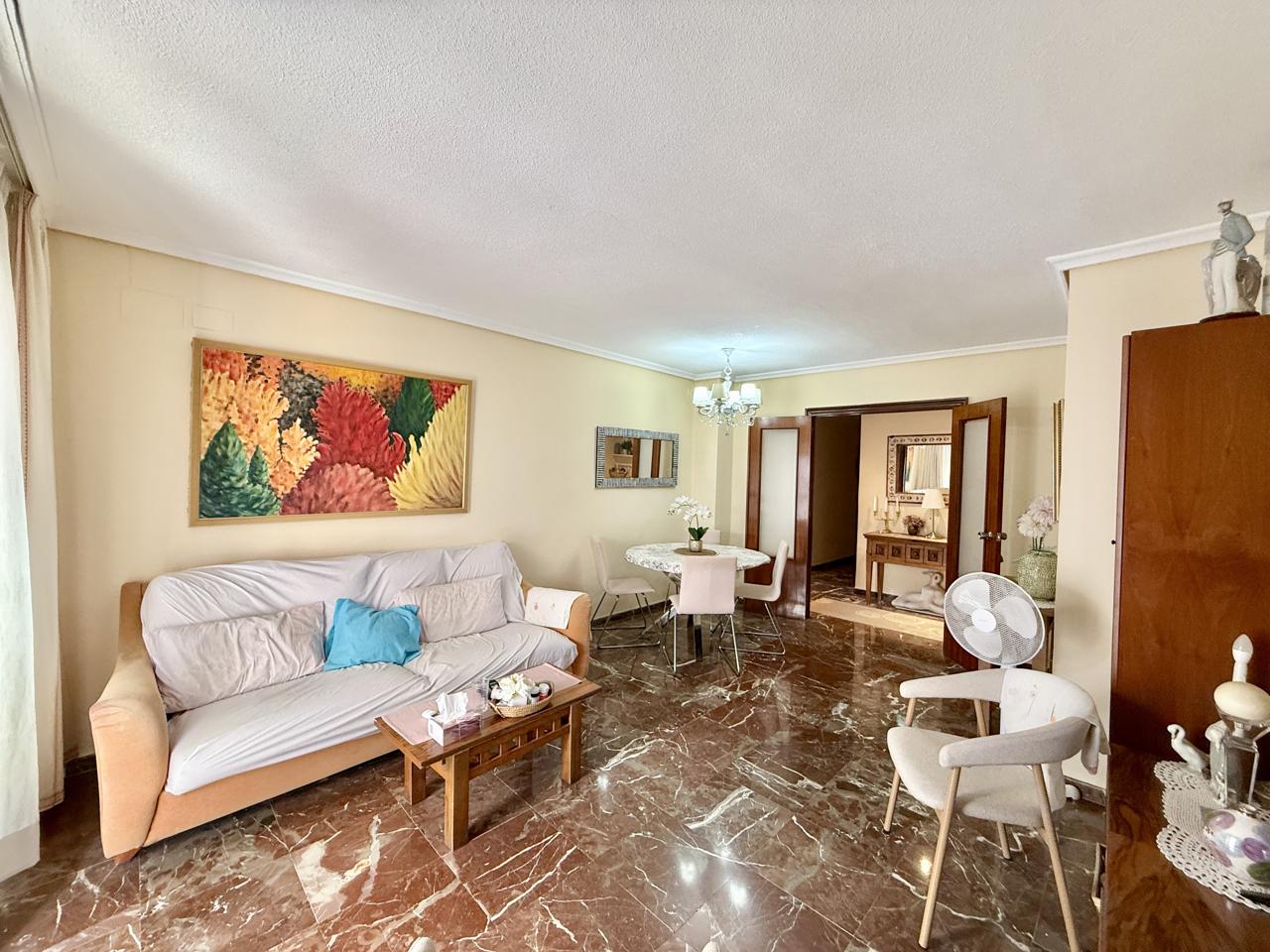 Appartement à Benidorm à un pas de la plage.
