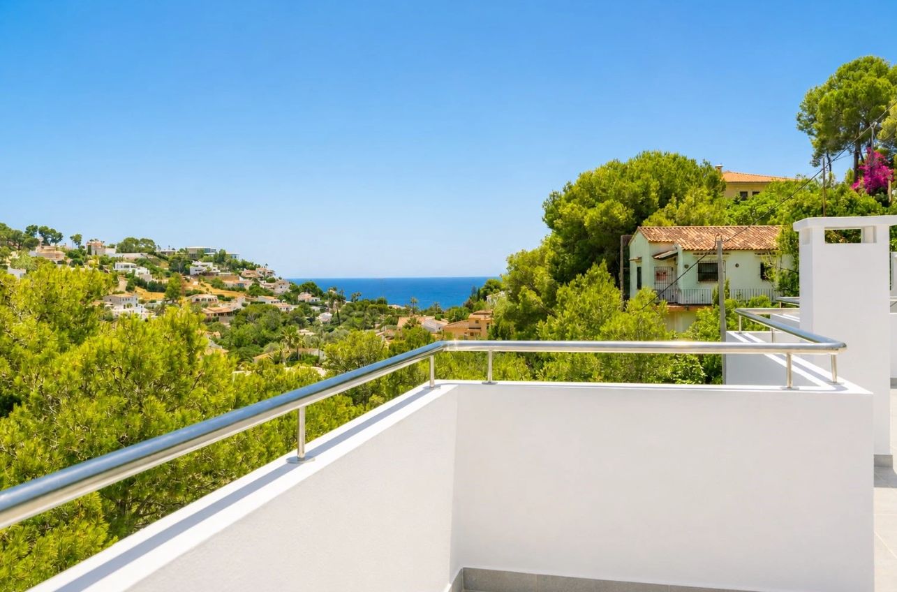 Villa with panoramic views in Benissa