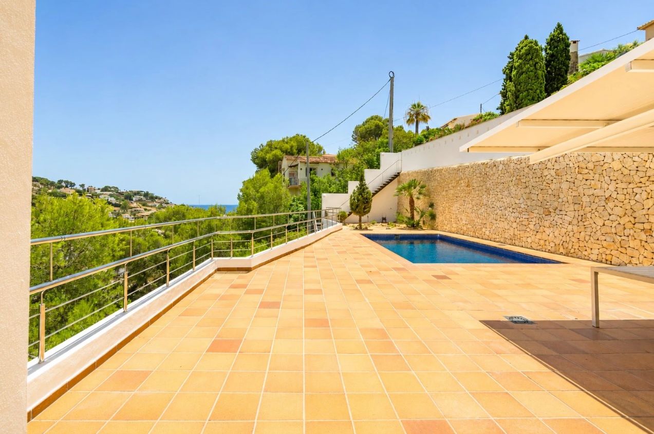 Villa with panoramic views in Benissa