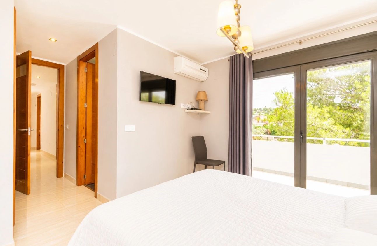 Villa with panoramic views in Benissa