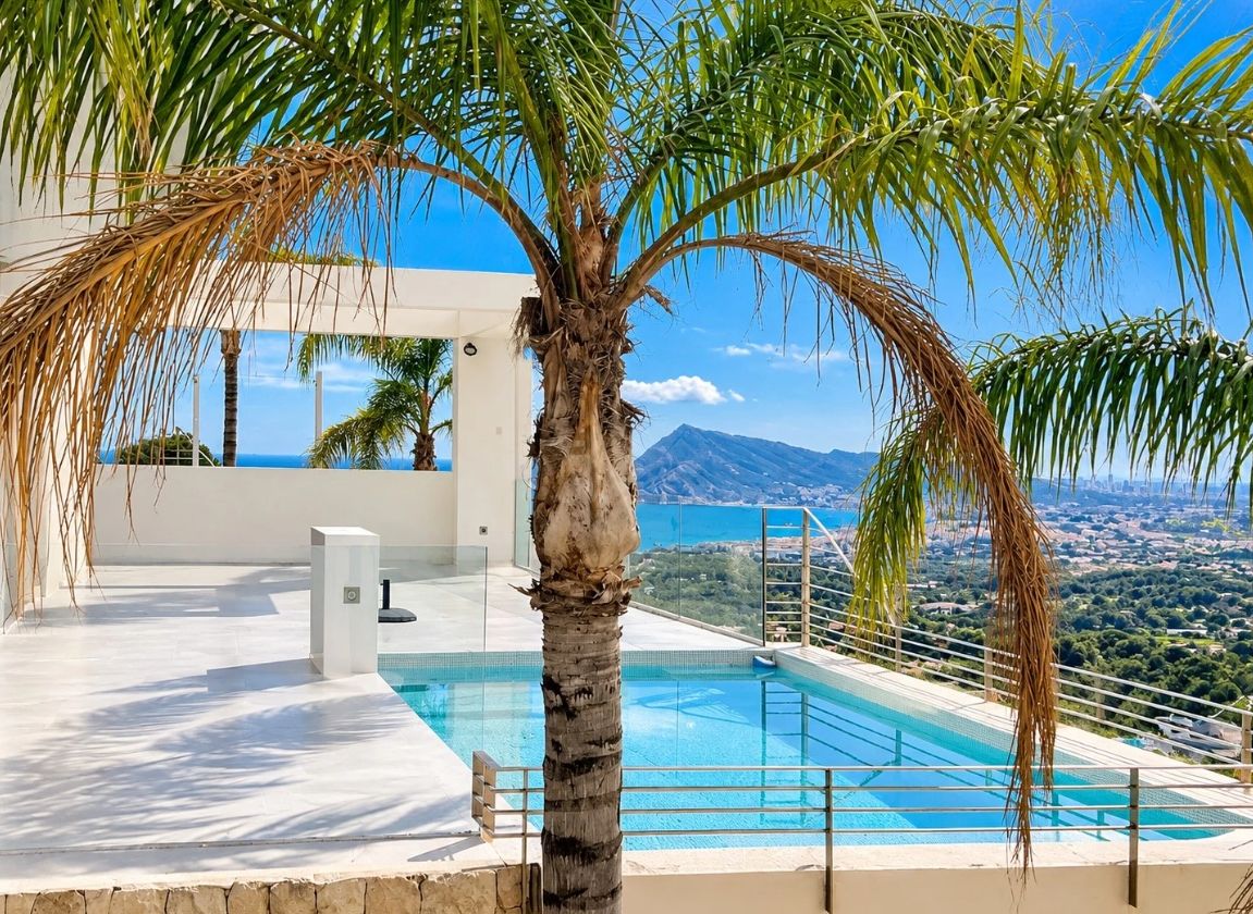 Villa dans une urbanisation fermée et surveillée - Altea