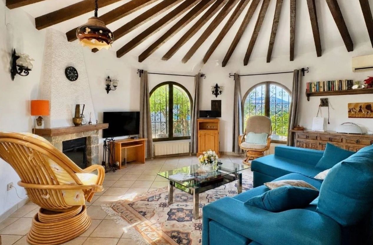 Villa with sea views in Jávea