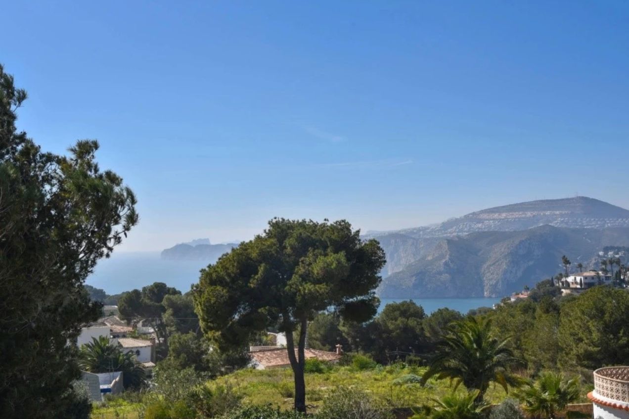 Villa with sea views in Jávea