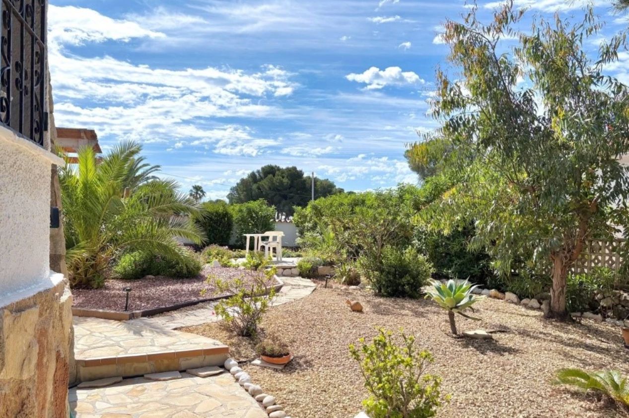 Villa with sea views in Jávea