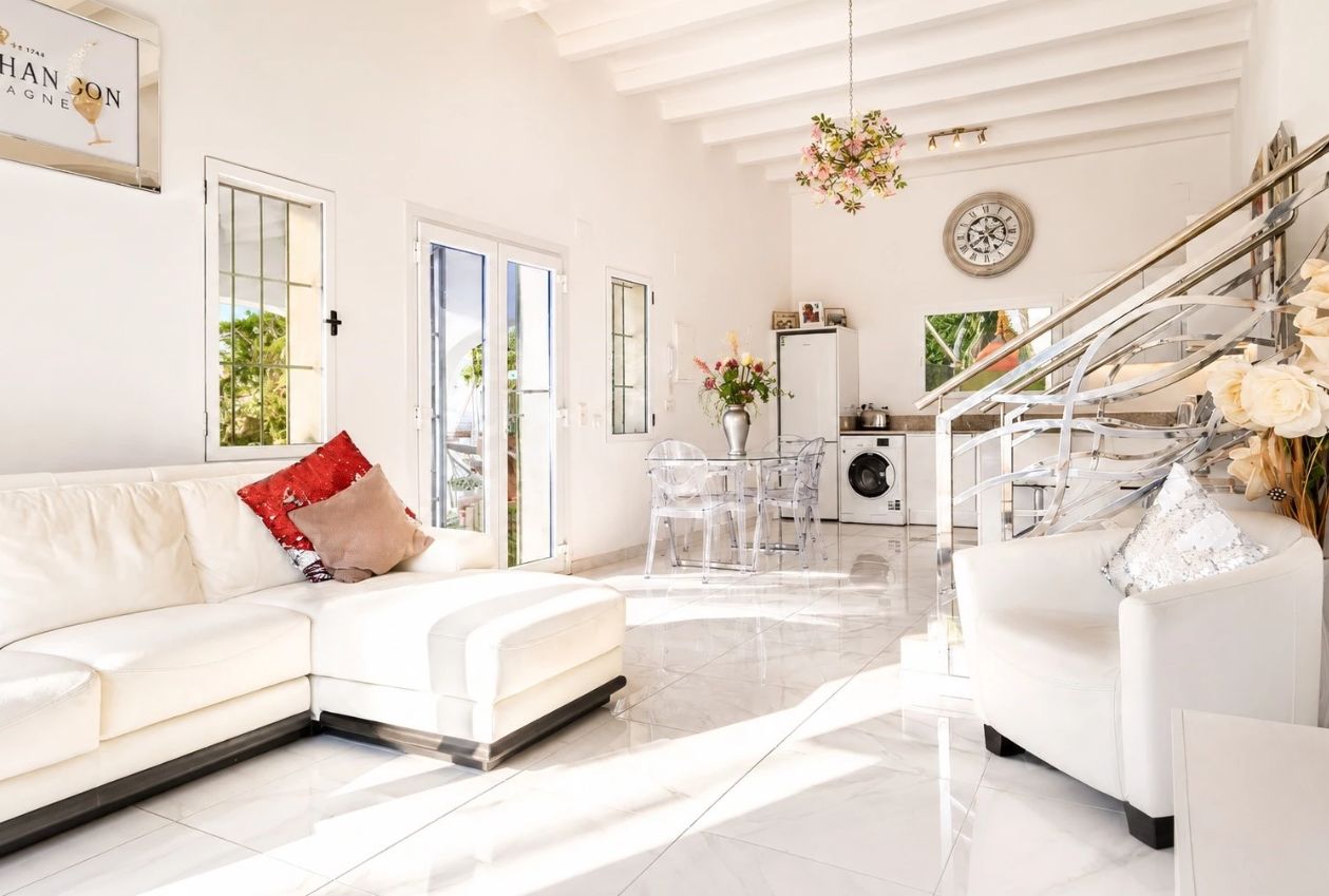 Une villa moderne près du port de Jávea