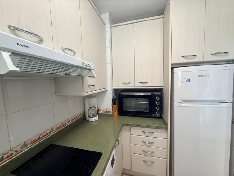 Apartamenty w Benidormie nad morzem.