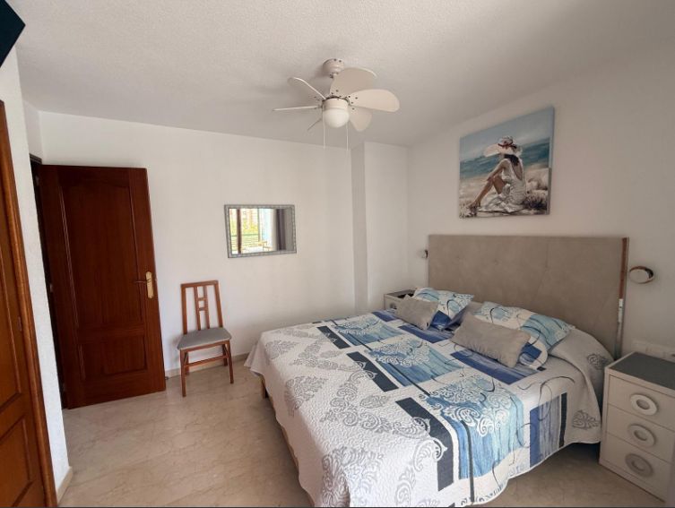 Apartamenty w Benidormie nad morzem.