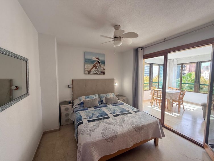 Apartamenty w Benidormie nad morzem.