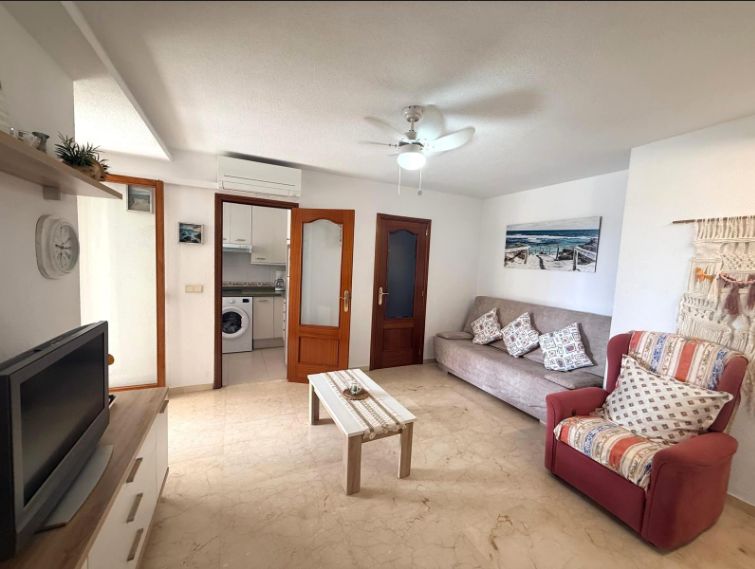 Apartamenty w Benidormie nad morzem.
