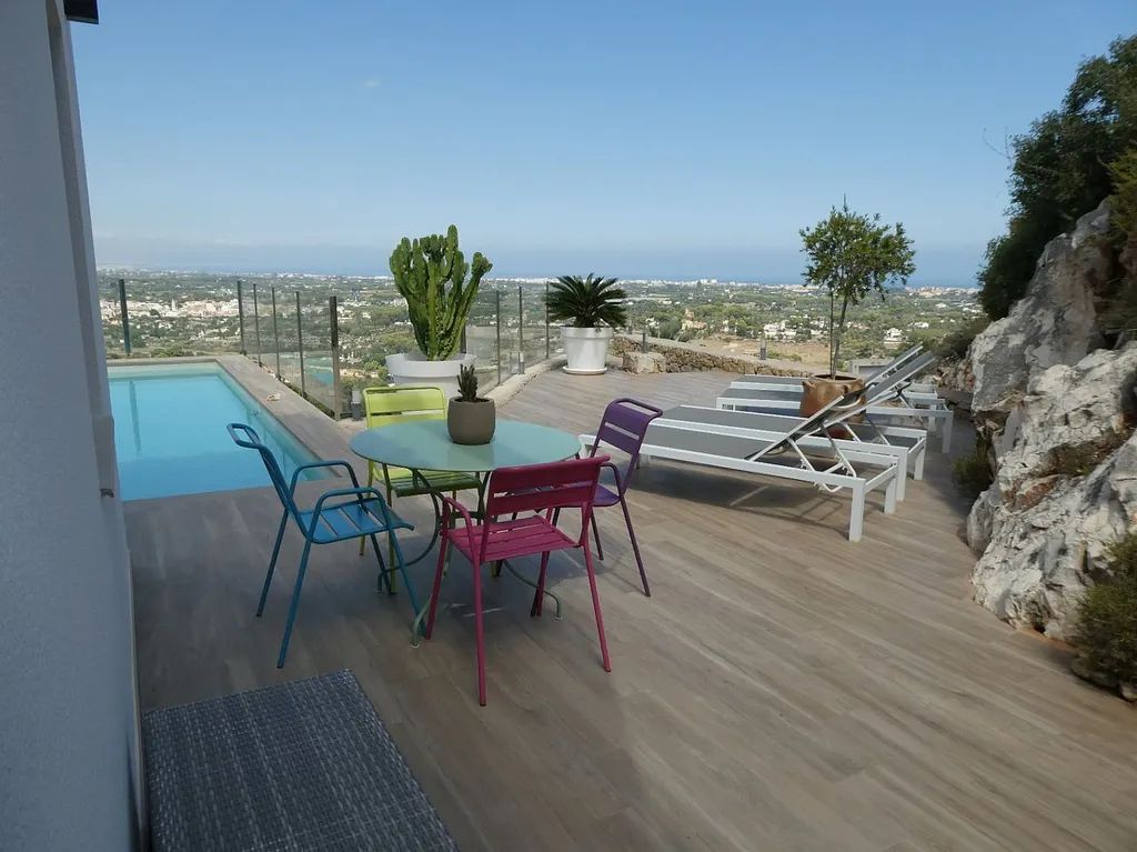 Bellevue - Vakker villa med panoramautsikt over havet. Dénia