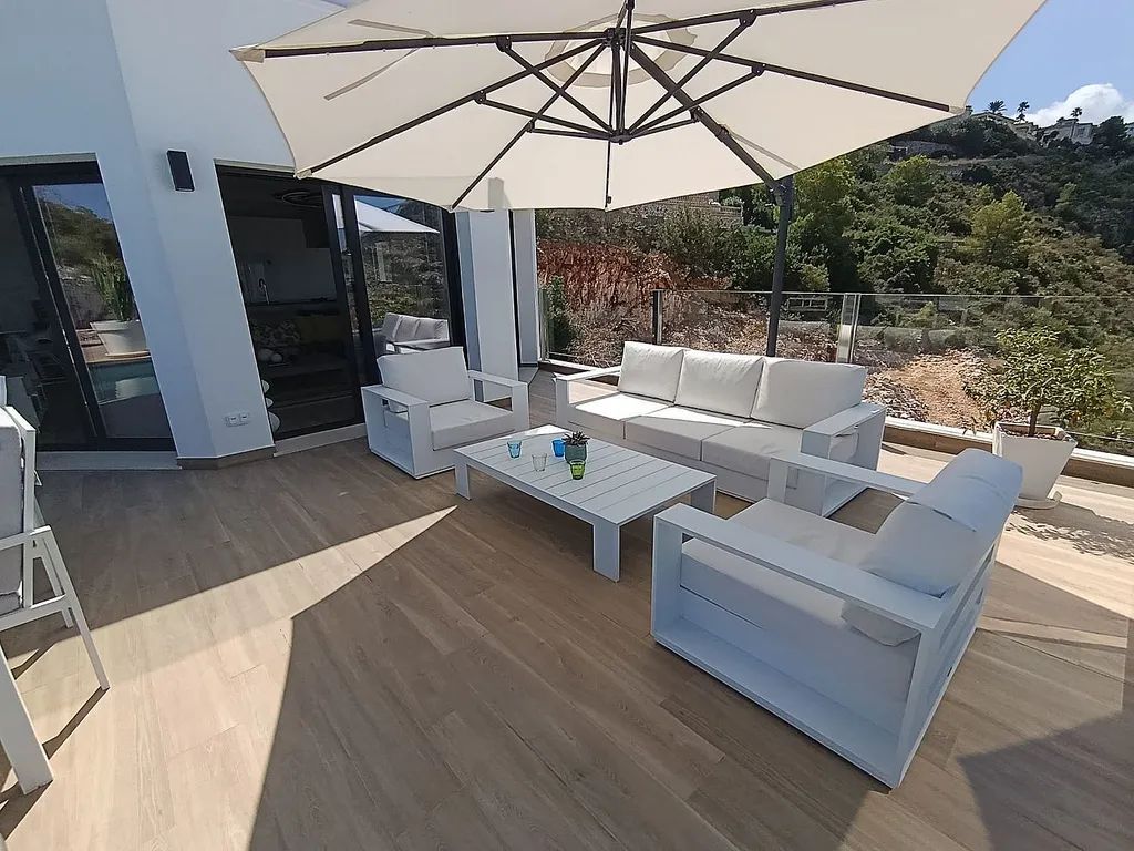 Bellevue - Vakker villa med panoramautsikt over havet. Dénia