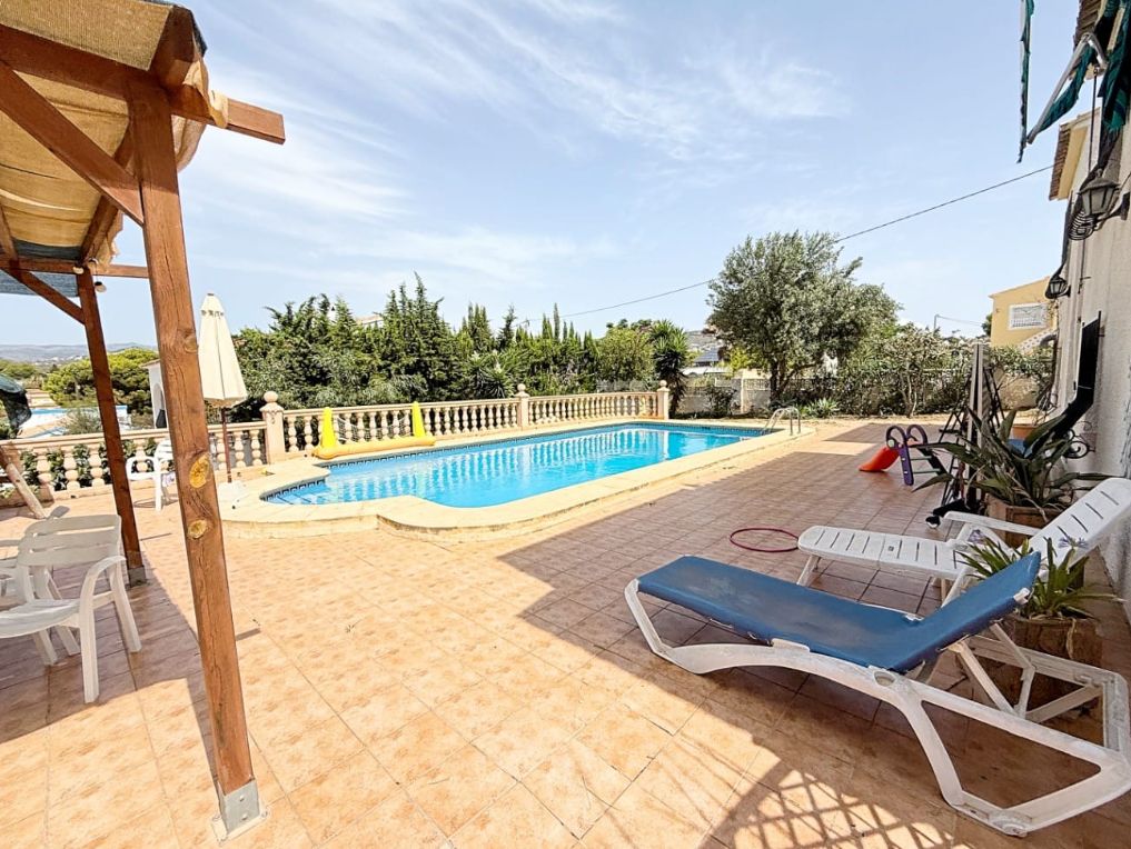 Villa en Calpe con vistas panorámicas 