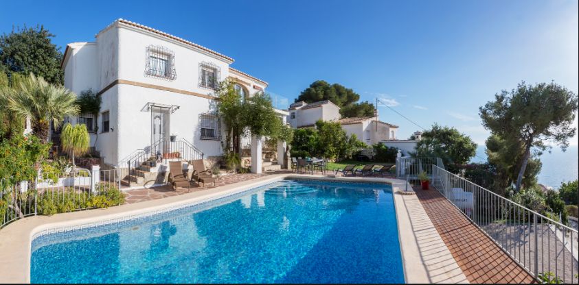 Villa med havutsikt i Javea!