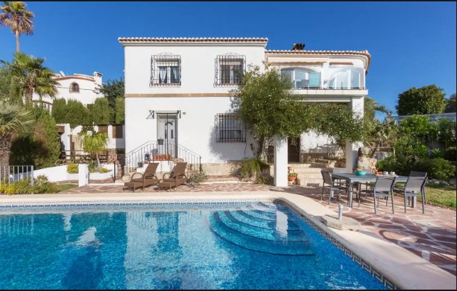 Villa med havutsikt i Javea!