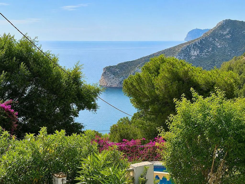 Villa med havutsikt i Javea!
