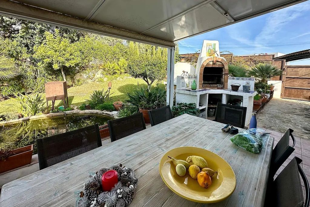 Villa med havutsikt i Javea!