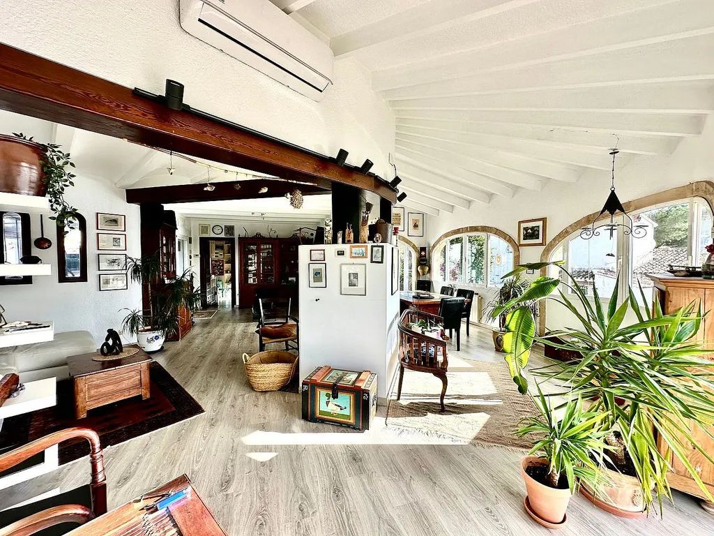 Villa med havutsikt i Javea!