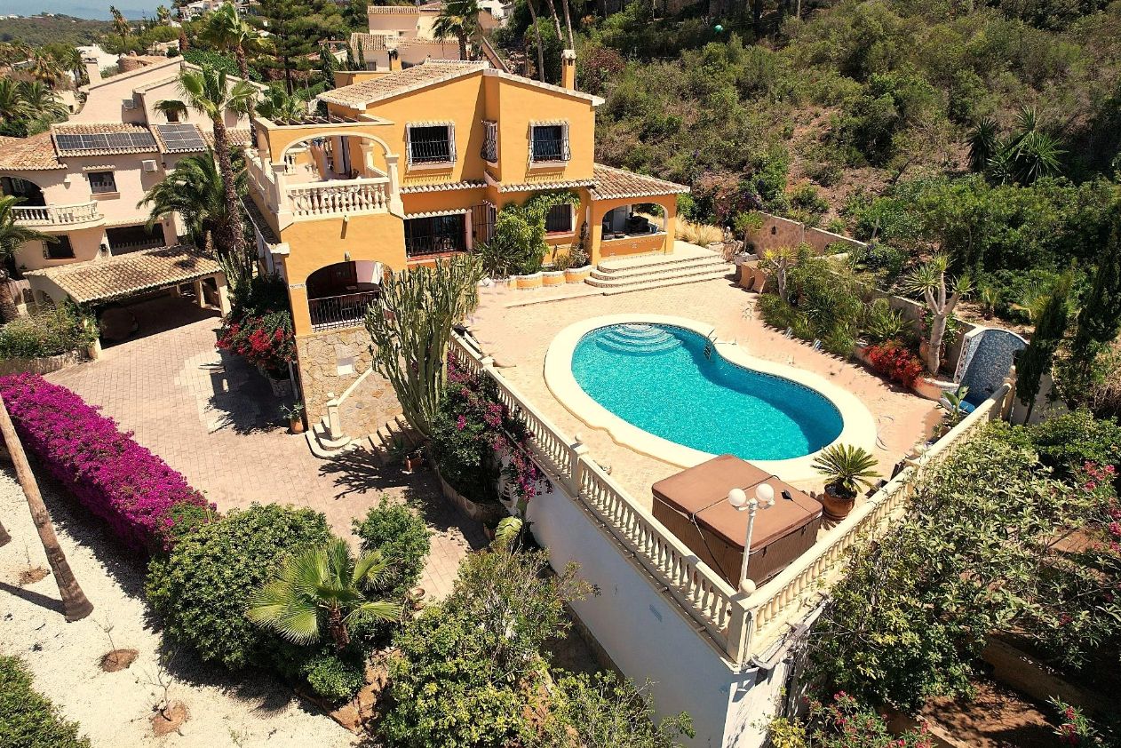 Villa i Tosalete - Cap Martí, Jávea