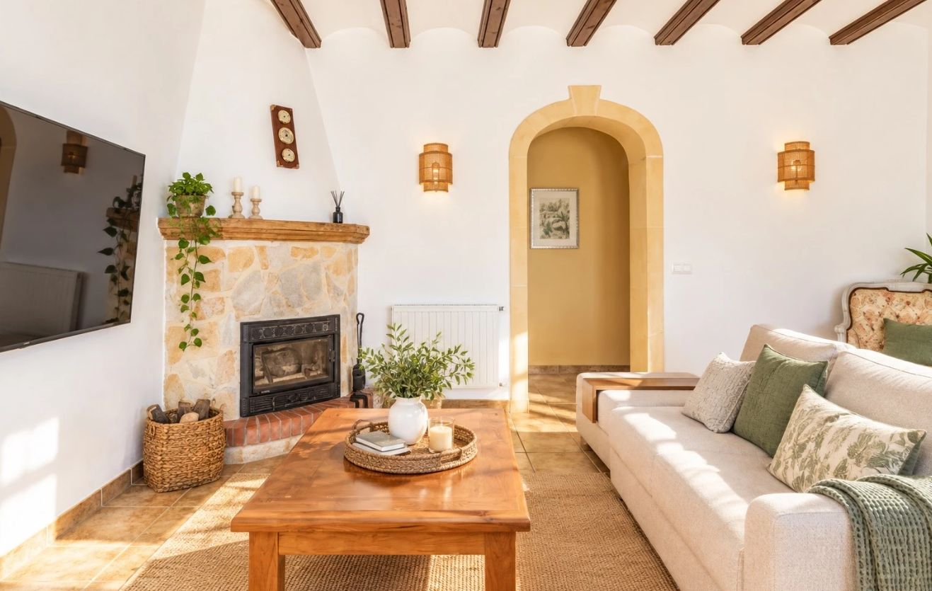 Casa en Javea con 4 dormitorios, piscina privada y jardín