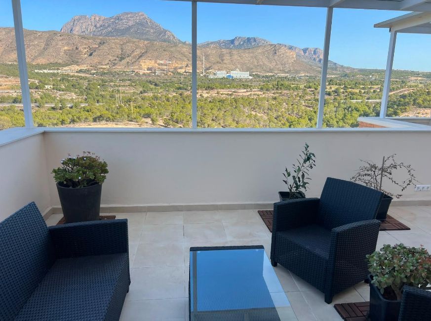 Ático en venta en Pueblo Poniente