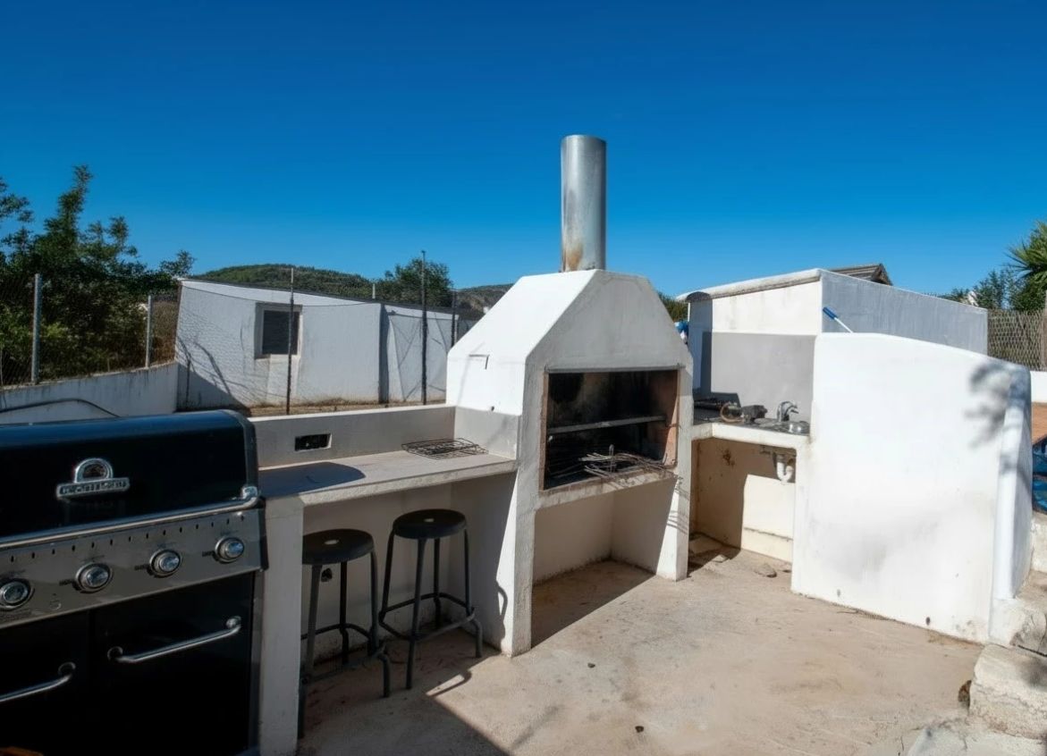 Finca rural con piscina en la tranquila localidad de Canor, Benissa