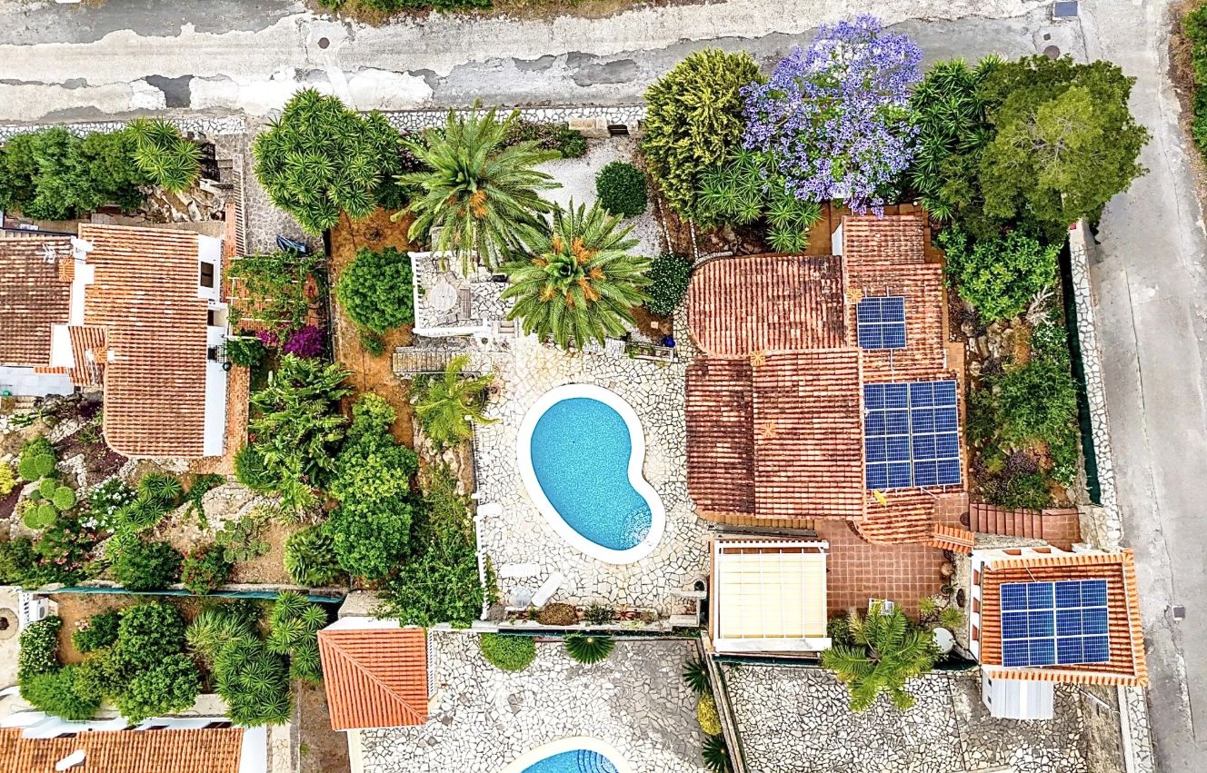 Villa con unas vistas impresionantes al mar y a las montañas en Denia