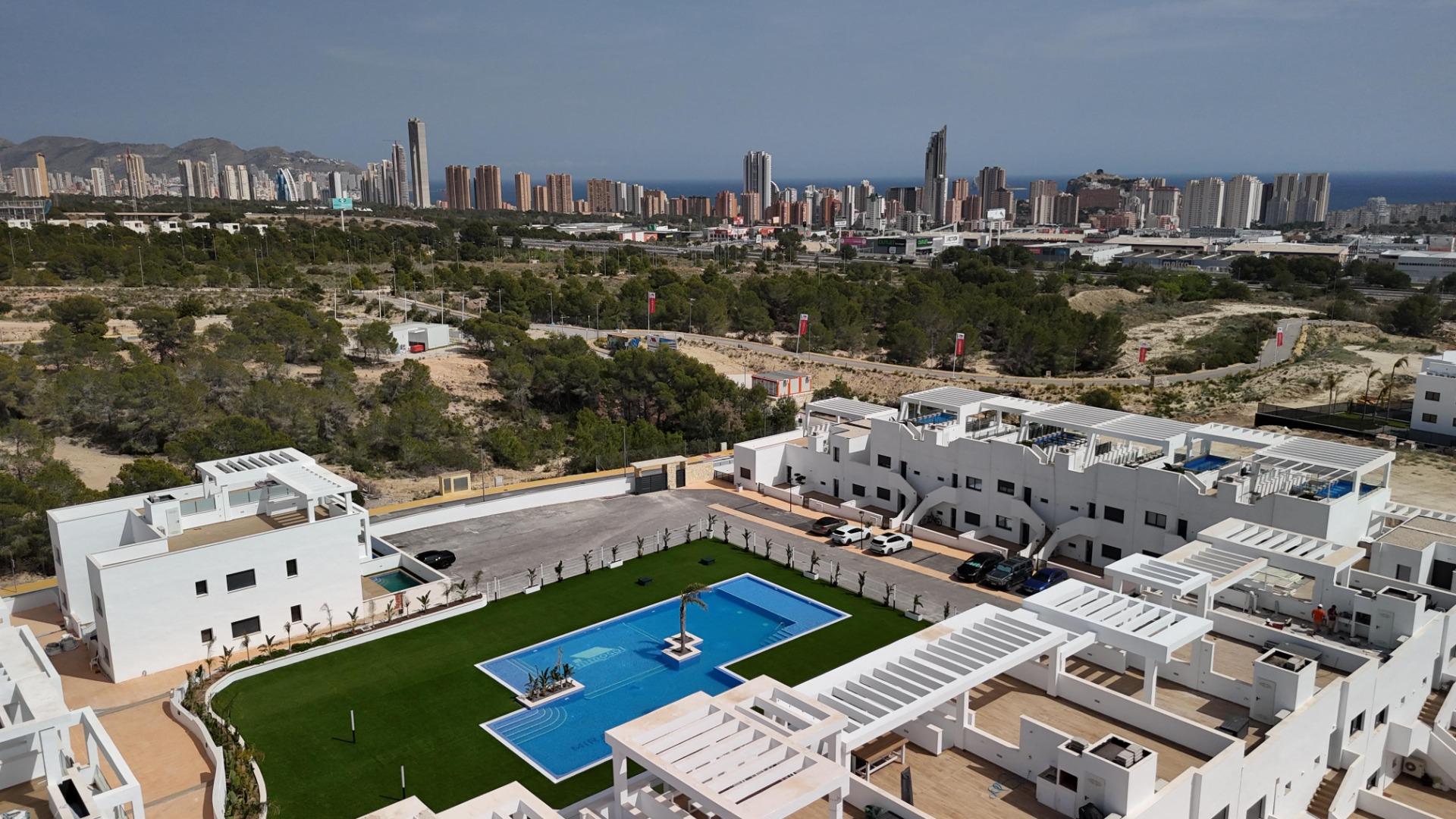 ¡Penthouse de élite en Mirador Hills Resort!