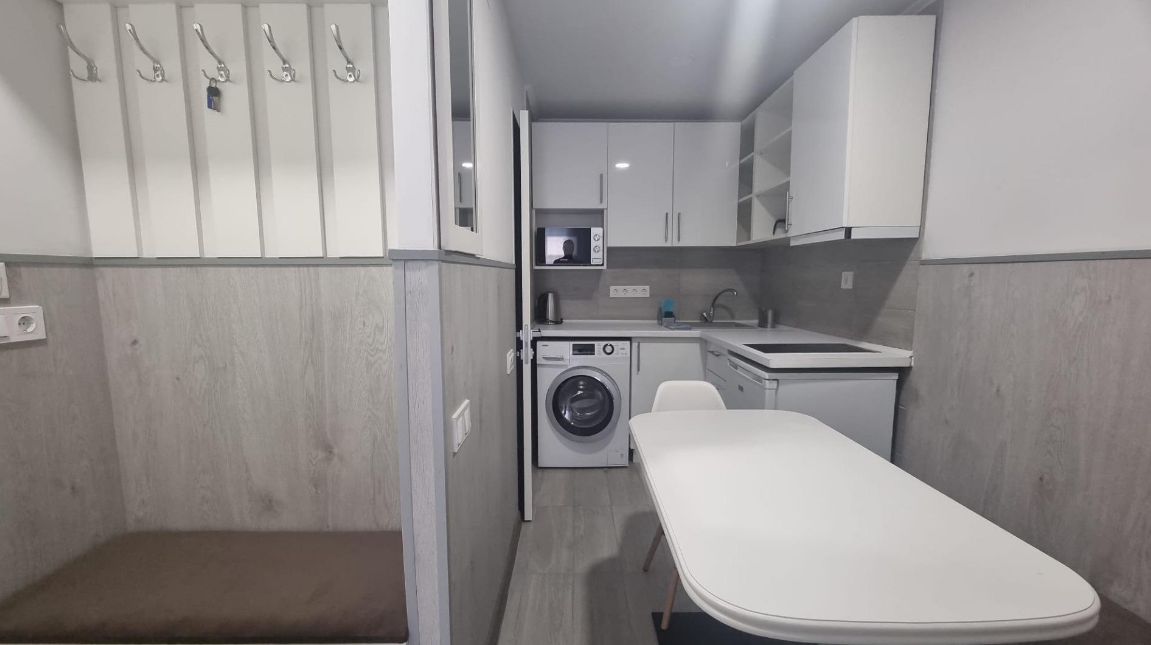 ¡Apartamento en Torrevieja a 50 metros de la playa!