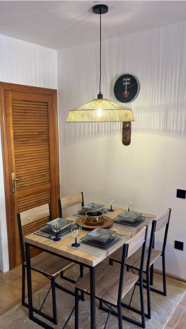 Apartamento en la planta baja con jardín y gran piscina en Cumbre del Sol.