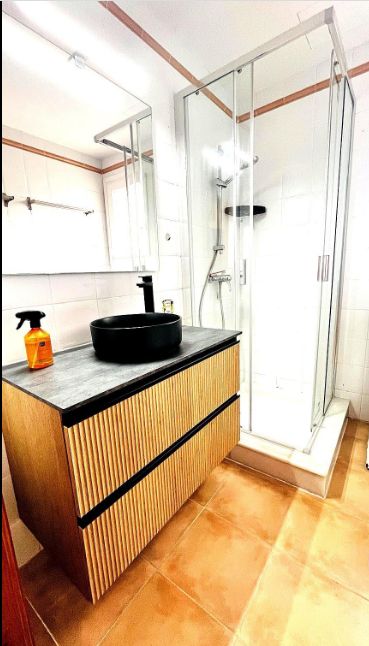 Apartamento en la planta baja con jardín y gran piscina en Cumbre del Sol.