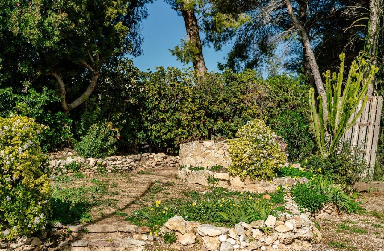 Villa con vistas al mar y piscina en Arnella, Moraira