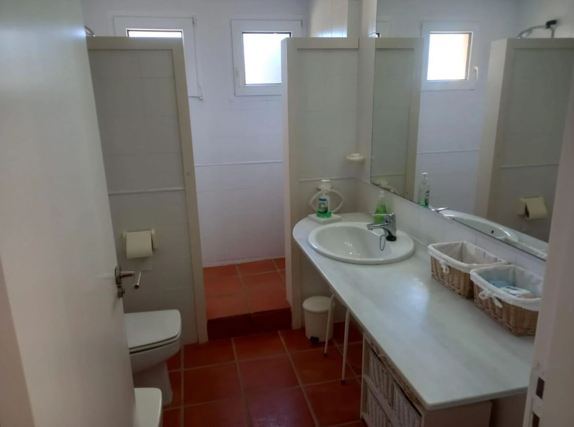 Villa de 4 dormitorios, con piscina y vistas al mar en Tossalete, Jávea