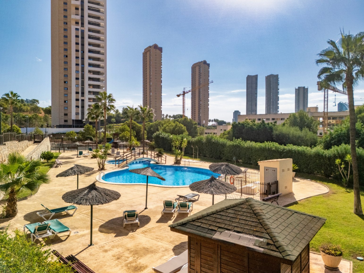 ¡Apartamentos en Benidorm, Playa Poniente!