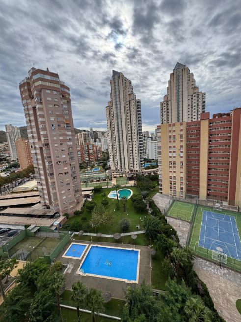 ¡Apartamentos en Benidorm, playa de Levante!