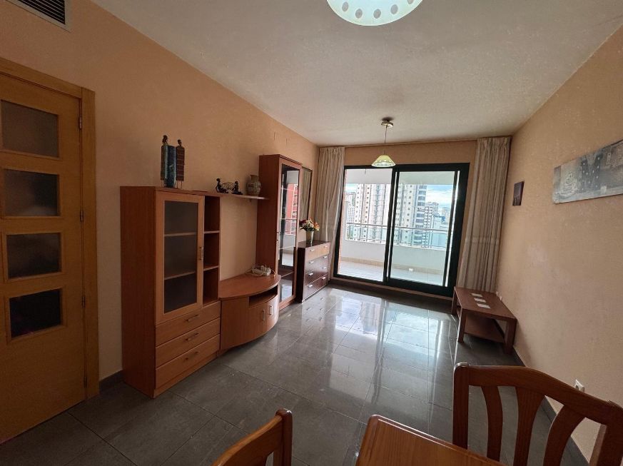 ¡Apartamentos en Benidorm, playa de Levante!